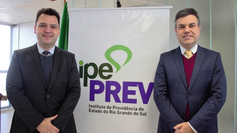 Defensores públicos tomam posse no Conselho de Administração do IPE Prev