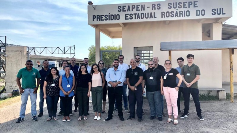 Mais de 100 apenados são atendidos em mutirão da DPE/RS no Presídio Estadual de Rosário do Sul