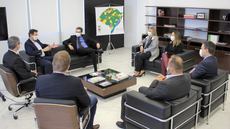 Defensor Público-Geral do Estado recebe a visita do Presidente da Assembleia Legislativa do Estado

