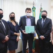 O encontro ocorreu na tarde de quinta-feira (4), no Parlamento do Estado