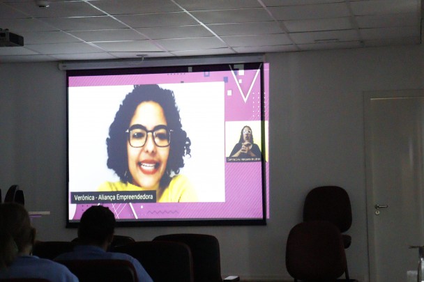 Verônica Maia foi a responsável pela condução do workshop.