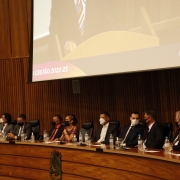 Evento contou com cerca de 100 líderes e representantes dos Três Poderes, de associações civis e de classe