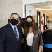 Giovanni Conti e defensora pública Liseane Hartmann