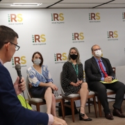 Assinatura da resolução de criação e regulamentação da Central de Vagas no Sistema Estadual de Atendimento Socioeducativo do RS