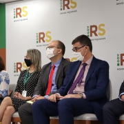 Assinatura da resolução de criação e regulamentação da Central de Vagas no Sistema Estadual de Atendimento Socioeducativo do RS