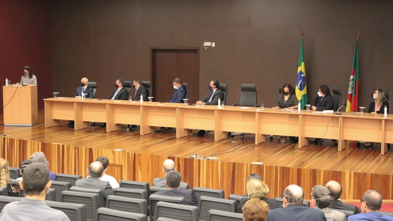 DPE/RS na cerimônia de posse da nova diretora do Foro da Comarca de Porto Alegre