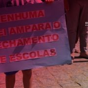 Dezenas de alunos podem ficar sem acesso à educação