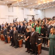 Cerimônia ocorreu na tarde desta segunda-feira (11). 