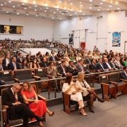 Cerimônia ocorreu na tarde desta segunda-feira (11). 