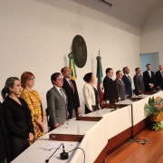 Cerimônia ocorreu na tarde desta segunda-feira (11). 