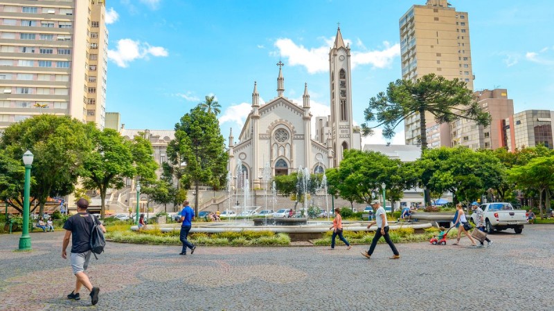 A atividade ocorrerá em dois locais distintos: na Praça Dante Alighieri e na Penitenciária Estadual