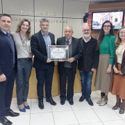 A homenagem ocorreu no Plenário Étore Alberto Beltram da Câmara de Vereadores