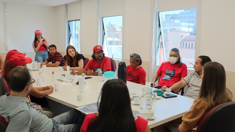 foto geral da reunião