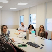 Reunião para tratar sobre a falta de transporte escolar na zona rural do Estado.