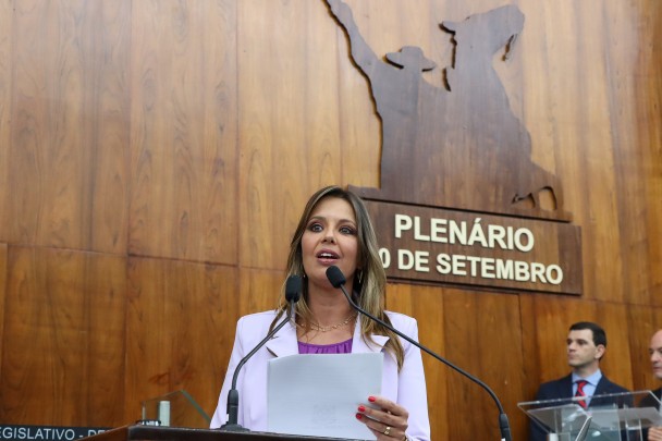 Deputada estadual Delegada Nadine