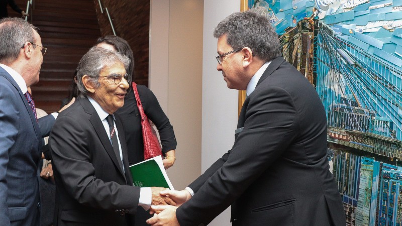 Ministro Carlos Ayres Brito e defensor público-geral Antônio Flávio de Oliveira