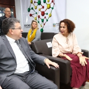 Defensor público-geral, Antonio Flávio de Oliveira, e presidente do TJRS, desembargadora Iris Helena Medeiros Nogueira