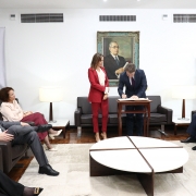 Defensor público-geral prestigia transmissão de cargo de presidente da ALRS para deputada Delegada Nadine 