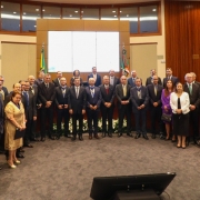 Defensor público-geral recebeu medalha de honra ao mérito durante Encontro Nacional de Corregedores do TJRS