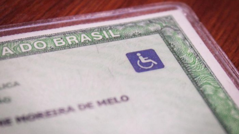 Em sua fala, o parlamentar destacou que o projeto foi pensado após ser procurado pela Defensoria Pública.