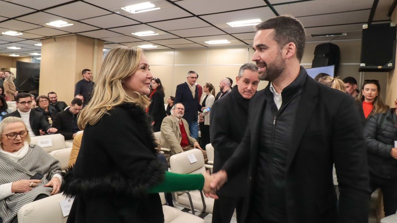 Defensora pública-geral, em exercício, acompanhou apresentação da LOA de 2024 do Estado do RS