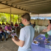 Foto referente ao agosto lilás.