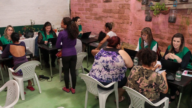 “A gente tem que ir atrás do nosso direito, da nossa árvore genealógica, porque é bem difícil na favela tu ser menina sem pai."
