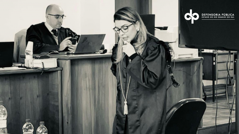 Defensora pública Caroline Tourrucôo de Ermida Frias atuou no júri.