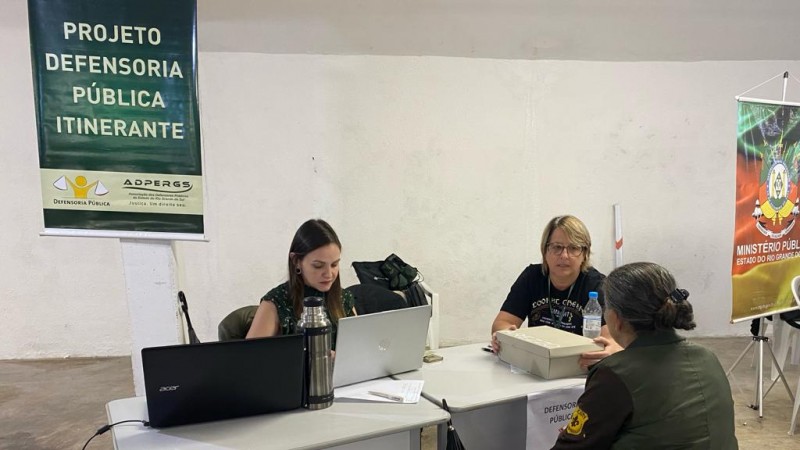 Foto da defensoria pública durante o evento "Tapera Mais Cidadã"