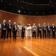 Subdefensora pública-geral acompanha cerimônia de oficialização da elevação de 26 comarcas pelo TJRS