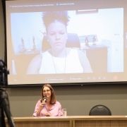  Durante a tarde, foi apresentado o painel “Proteção de Direitos Humanos e Sistema Penal”, com Isadora Brandão.
