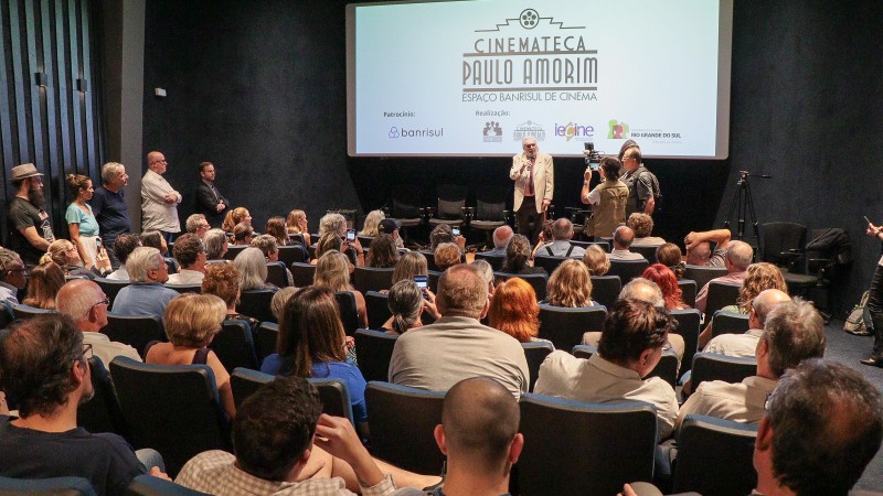 Defensor público-geral participa de lançamento do documentário sobre Jair Krischke