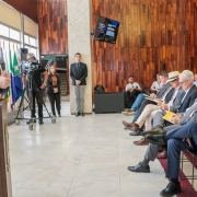A apresentação foi realizada no Salão Júlio de Castilhos.