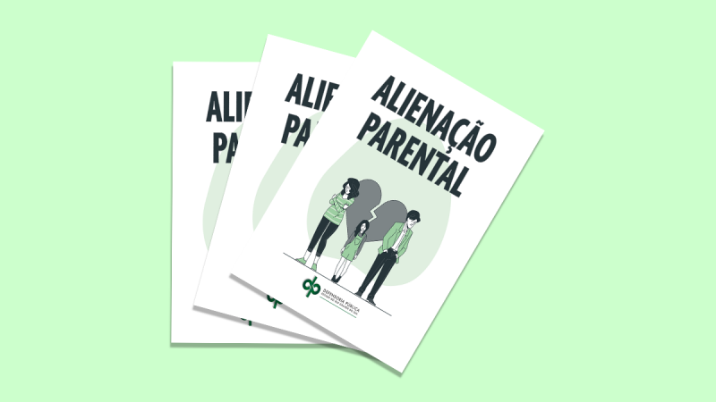 Foto da cartilha "Alienação Parental".