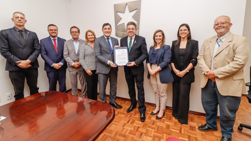 DPE/RS e UCS assinam protocolo para cooperação em educação ambiental