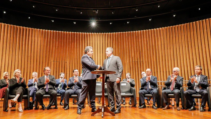 Nilton Leonel Arnecke Maria foi empossado como novo defensor público-geral do Estado