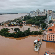 Nível do Guaíba, em Porto Alegre, segue bastante elevado