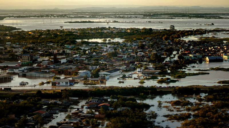 Porto Alegre alagada pela enchente.