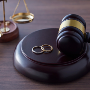 O casal está separado desde o último mês de março, em razão das agressões cometidas pelo homem.