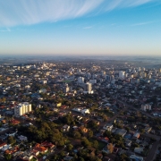 A DPE/RS assegurou a regularização da área ocupada e a possibilidade de aluguel social às famílias.