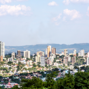 Na foto, é possível ver a cidade de Novo Hamburgo.