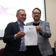 A Defensoria Pública é uma das parceiras da campanha que combate a violência contra as mulheres.