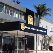 O rec&eacute;m-inaugurado pres&iacute;dio destinar&aacute; 1.884 vagas para presos provis&oacute;rios.