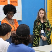 A a&ccedil;&atilde;o tem o objetivo de promover educa&ccedil;&atilde;o em direitos a jovens em cumprimento de medidas socioeducativas.