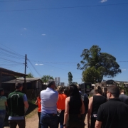 A imagem mostra os servidores da Defensoria durante a visita.