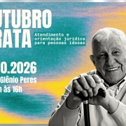 Pessoa idosa sorri em imagem preto e branco. No fundo colorido em azul e amarelo aparecem as informa&ccedil;&otilde;es sobre o mutir&atilde;o.