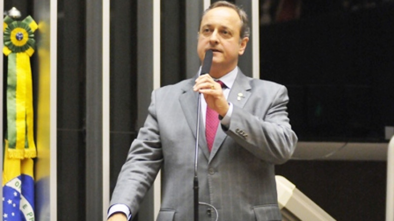 2013070817231403.07.2013___vieira_da_cunha___alexandre_amarante.jpg