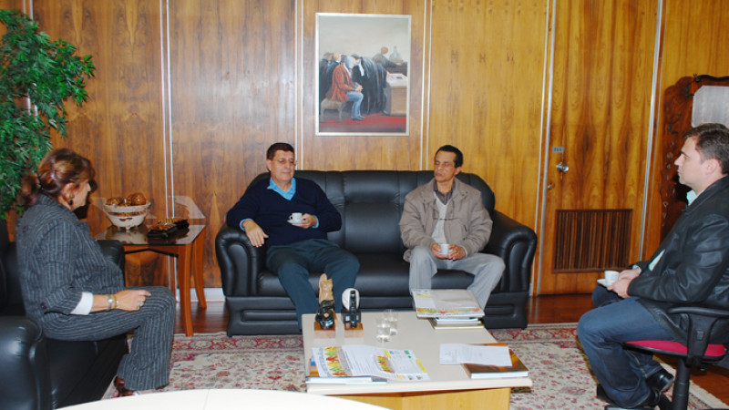 05.06.2009-deputado.jpg